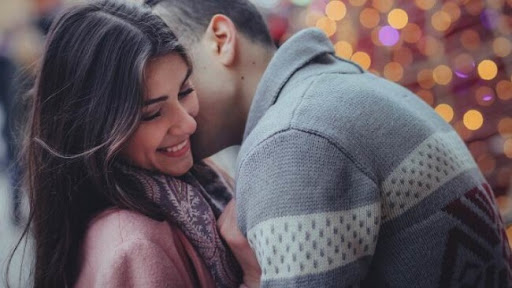 Cách massage kích hoạt huyệt yêu cho nàng thăng hoa 2 massage kich hoat huyet yeu cho nang loveshopaz 1