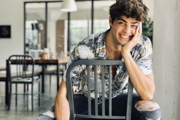 Cách trở thành bad boy chính hiệu mà mọi cô nàng đều thích 2 cach tro thanh bad boy loveshopaz 3