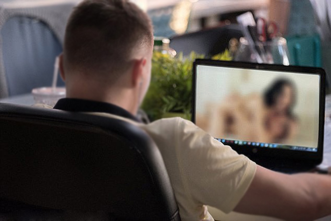 Dâm thủy là gì? Bí kíp để nữ giới ra dâm thủy lênh láng 5 dam thuy loveshopaz 5